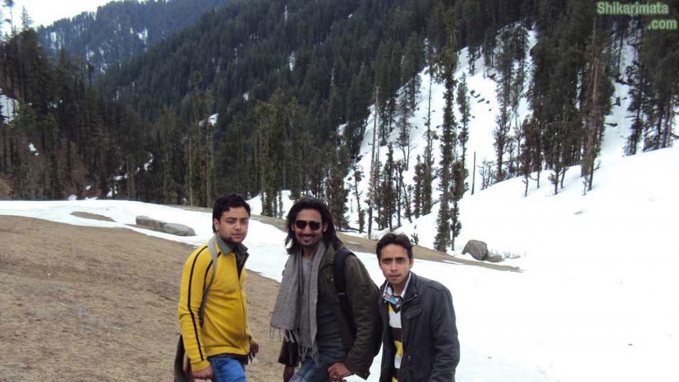 Bulah view snowfall time shikari mata